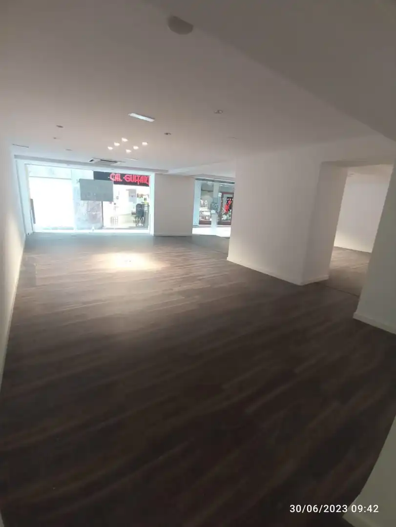 Local comercial en alquiler en Carrer de la Ciutat, imagen 8