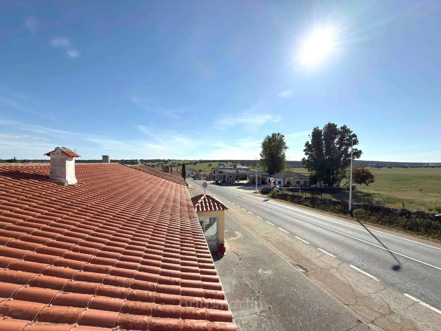 Vista exterior de Casa o xalet en venda en Vecinos amb Terrassa i Moblat