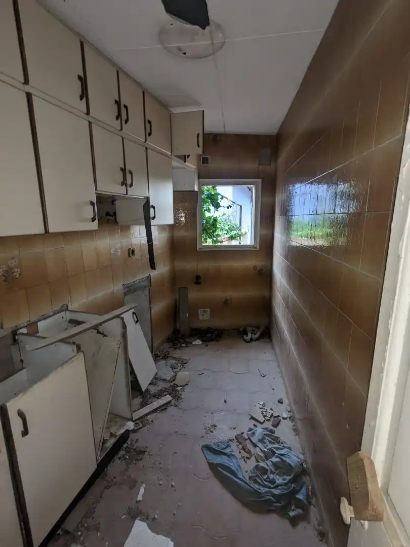 Kitchen of Buildings for sale in Manresa  with Alarm