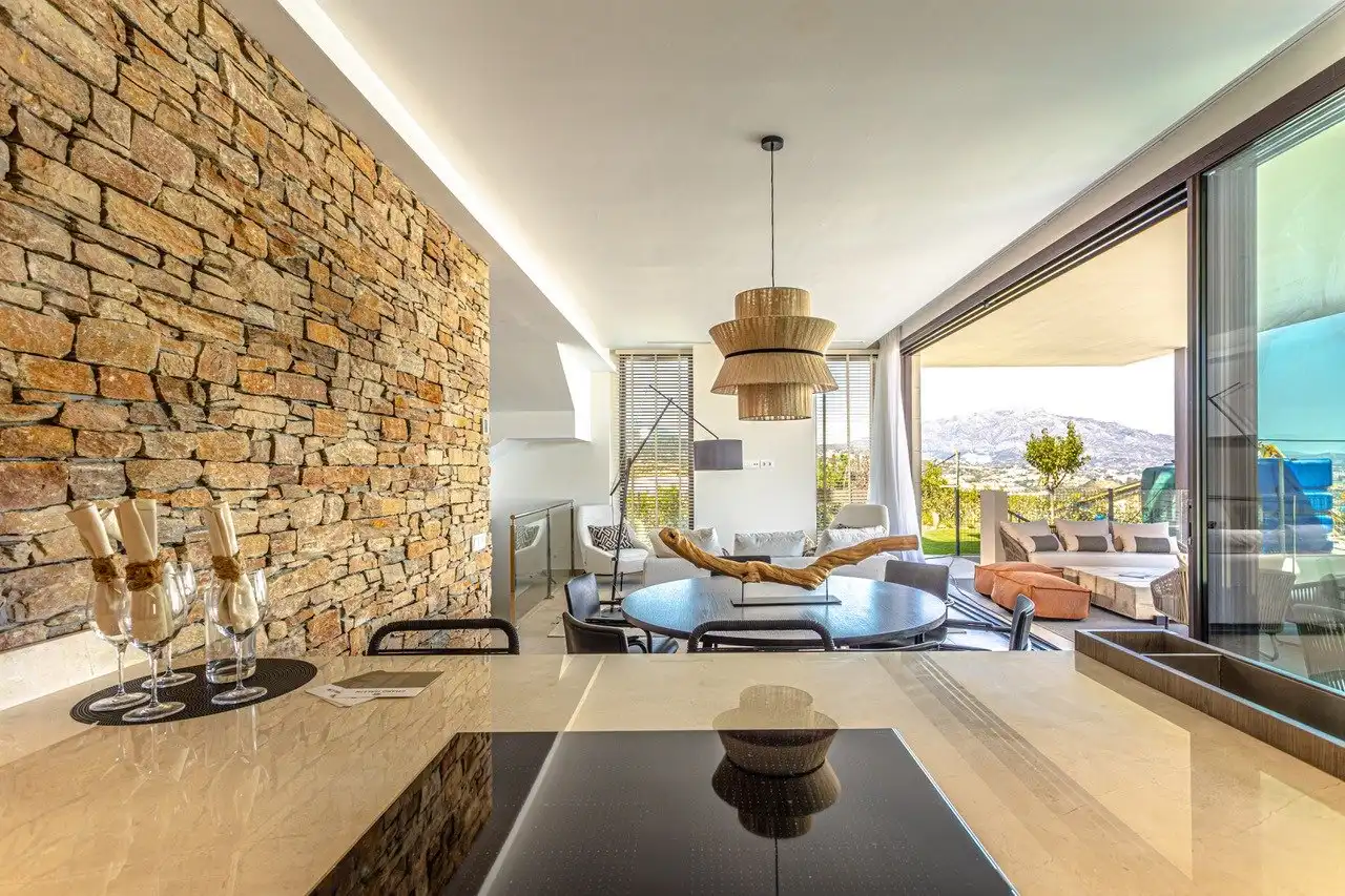 Villa mit Pool zum Verkauf in El Paraíso, imagen 9