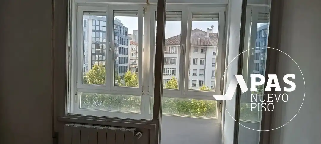 Bedroom of Flat for sale in Santander  with Heating and Terrace