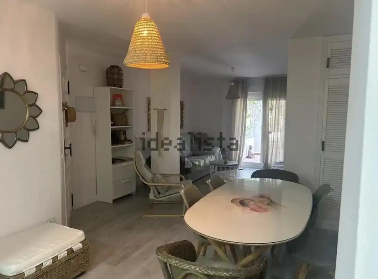Vista exterior de Planta baixa en venda en Zahara de los Atunes amb Aire condicionat, Jardí privat i Traster