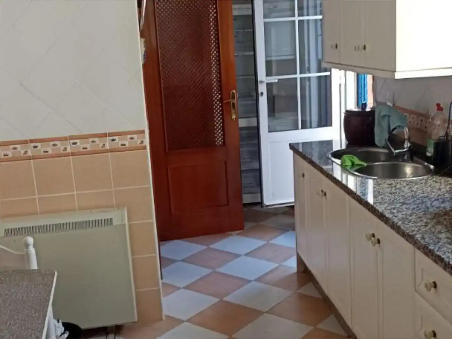 Cuina de Casa adosada en venda en Valverde de Llerena amb Moblat i Balcó