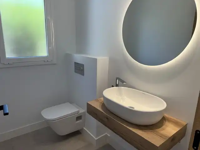 Bathroom of Houses for sale in Sant Cebrià de Vallalta  with Air Conditioner, Heating and Private garden