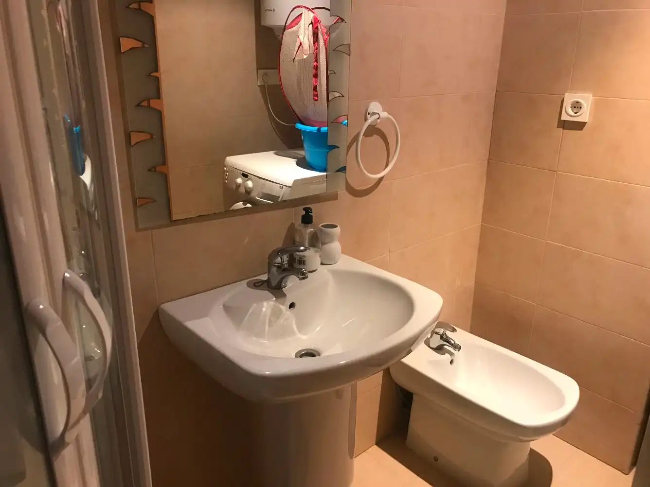 Baño de Apartamento de alquiler en Puçol con Aire acondicionado, Calefacción y Terraza