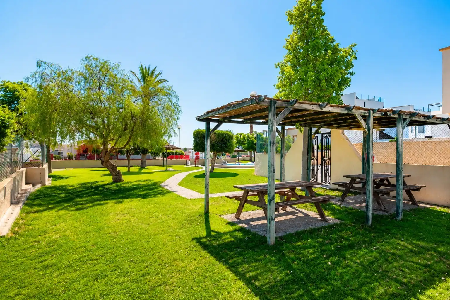 Terrassa de Casa o xalet en venda en Orihuela amb Aire condicionat, Calefacció i Jardí privat