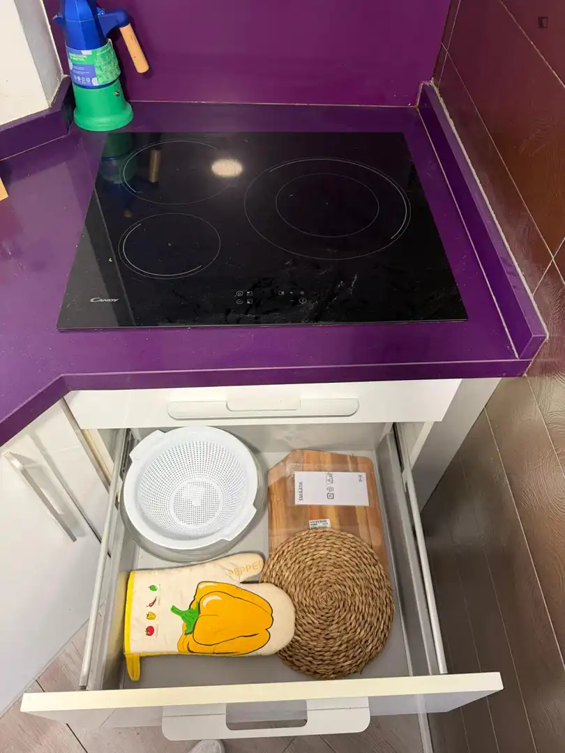 Cocina de Apartamento de alquiler en Valencia con Aire acondicionado, Calefacción y Amueblado