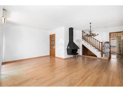 Sala d'estar de Casa o xalet en venda en Vilassar de Mar amb Calefacció i Parquet