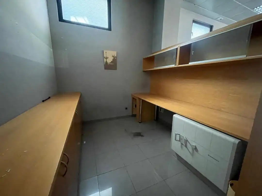 Office for sale in Donostia - San Sebastián   with Air Conditioner and Heating