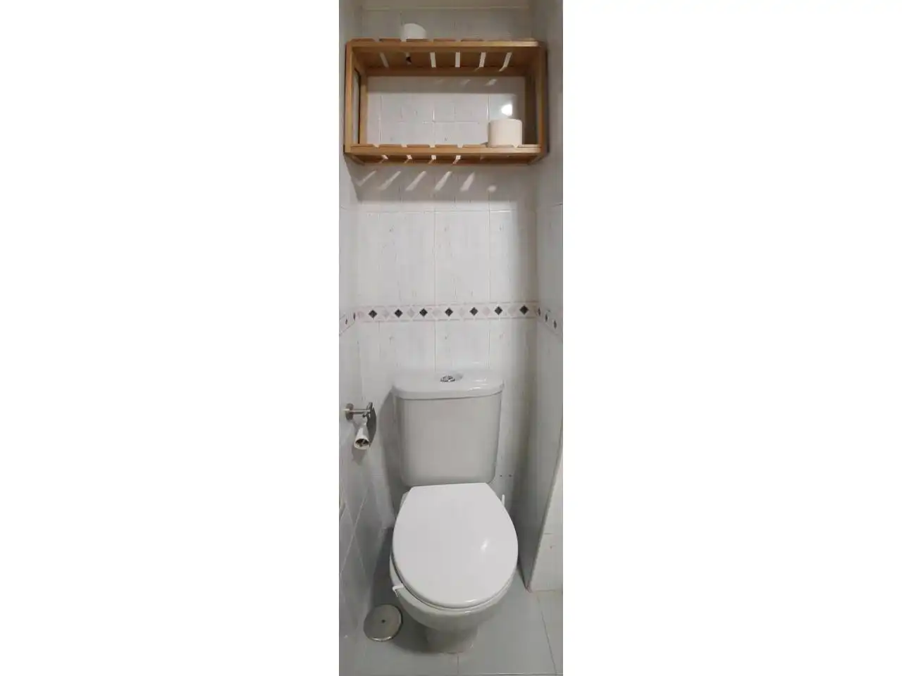 Baño de Piso de alquiler en Sevilla con Aire acondicionado, Balcón y Piscina comunitaria