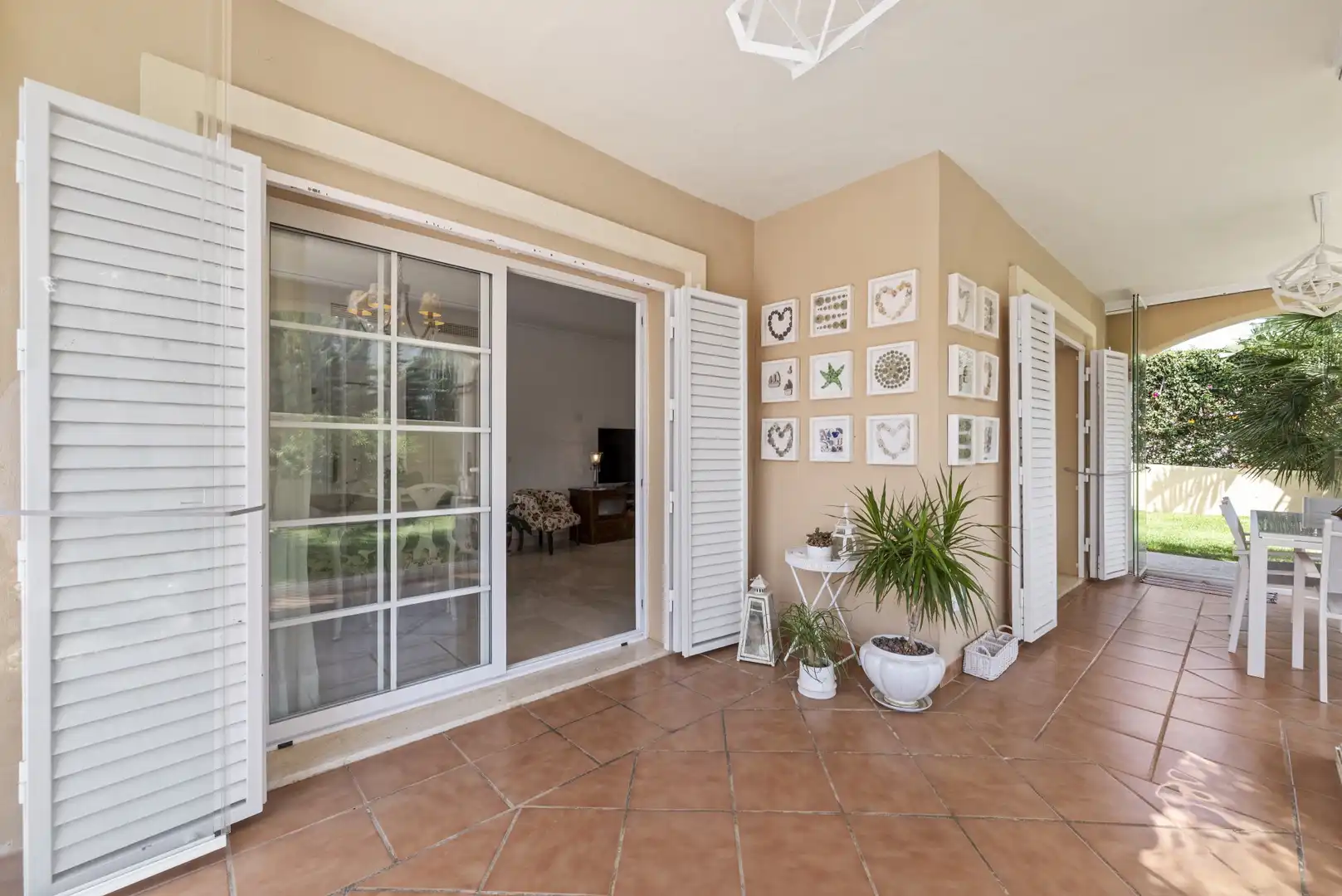 Haus oder Chalet zum Verkauf in Mijas mit Klimaanlage, Privatgarten und Terrasse