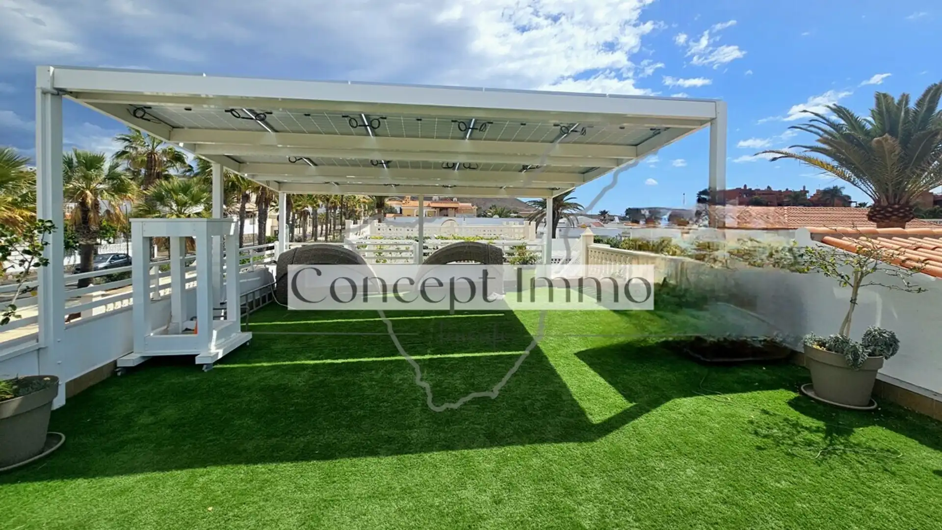 Terrace of Single-family semi-detached for sale in Arona  with Air Conditioner, Private garden and Terrace