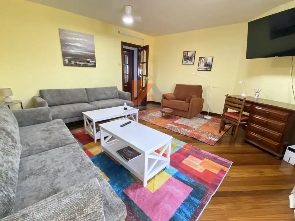 Living room of Flat for rent in Santiago de Compostela   with Furnished