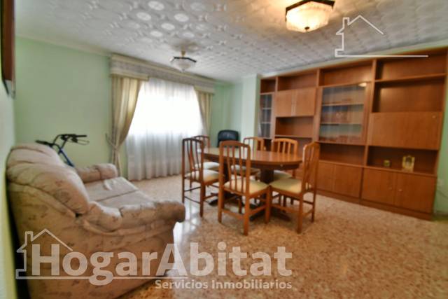 Piso en Venta en Calle Ferran d'Aragó en Algemesí