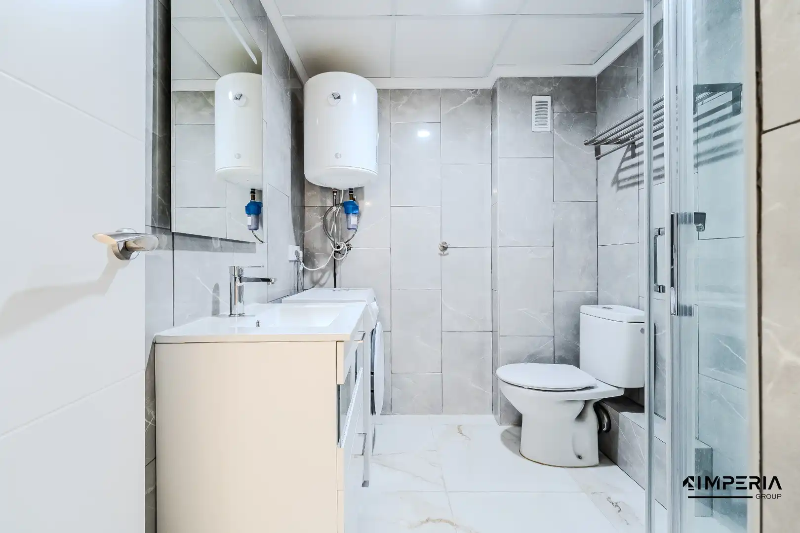 Baño de Piso en venta en Alcanar con Aire acondicionado, Calefacción y Terraza