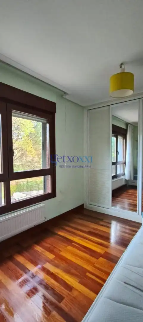 Habitación de Piso en venta en Leioa con Calefacción, Terraza y Trastero