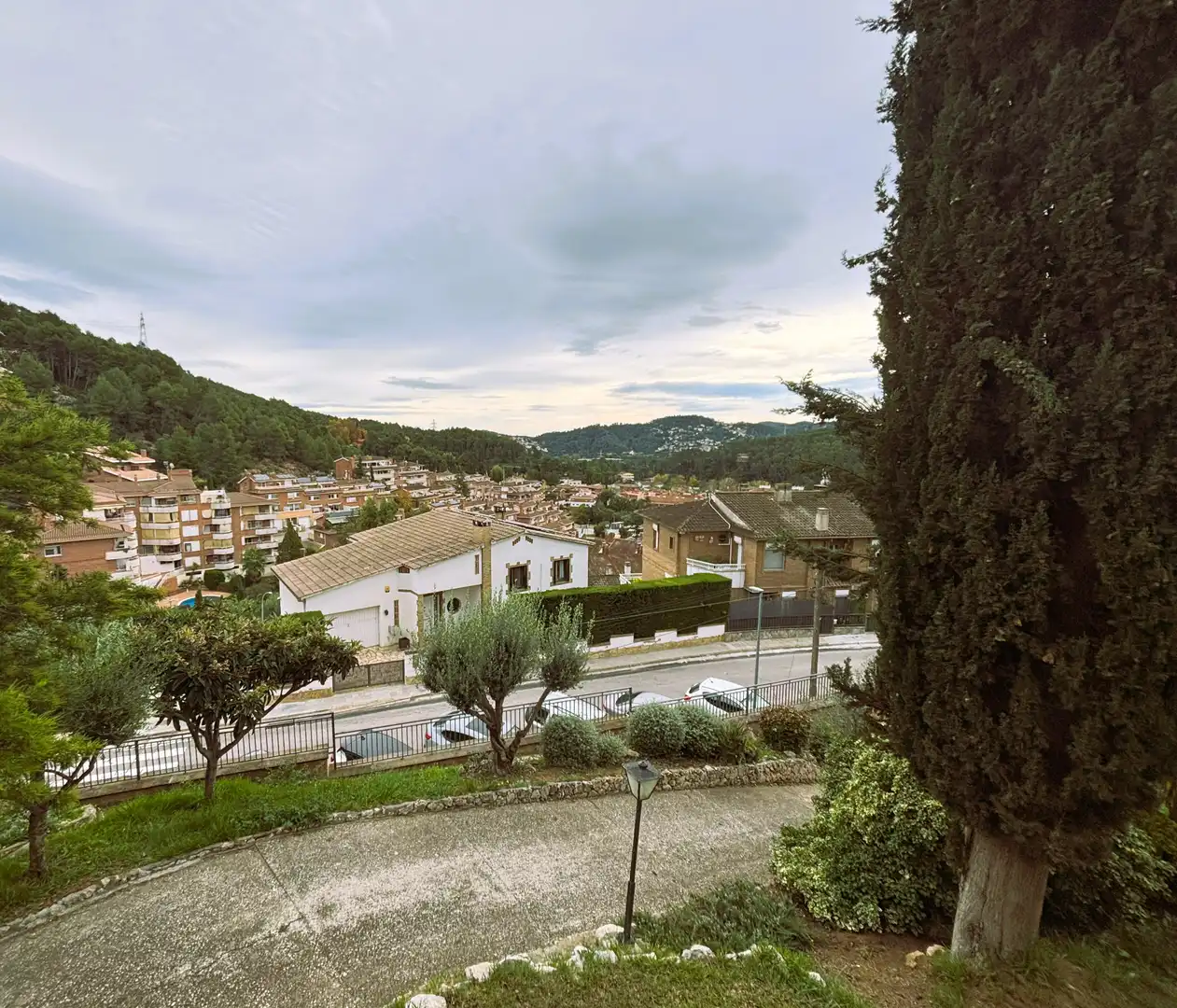 Vista exterior de Casa o xalet en venda en La Palma de Cervelló amb Aire condicionat, Calefacció i Jardí privat