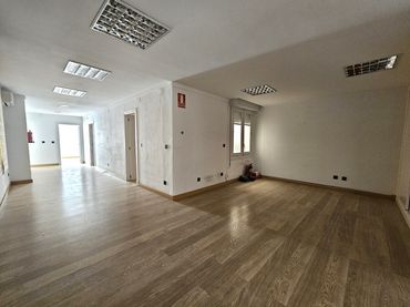 Wohnung mit Aufzug zum Verkauf in Calle Presidente Leopoldo Calvo Sotelo