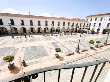 Casa con balcón en venta en Berja