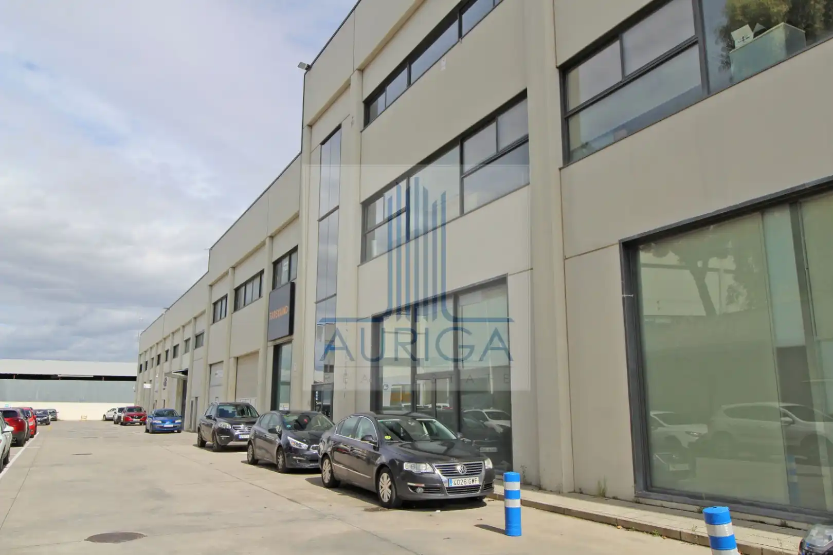 Vista exterior de Oficina en venta en San Fernando de Henares con Calefacción y Trastero