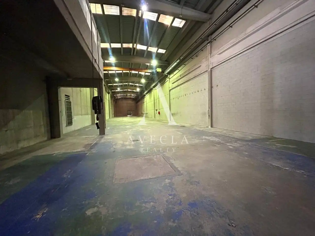 Nave industrial de alquiler en Ripollet