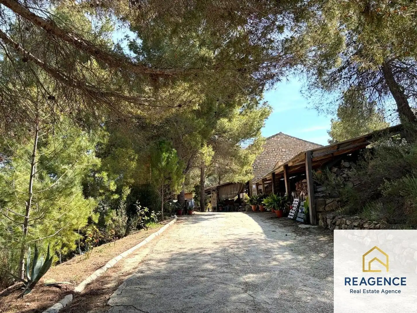 Country homes for sale in Flix, Tarragona