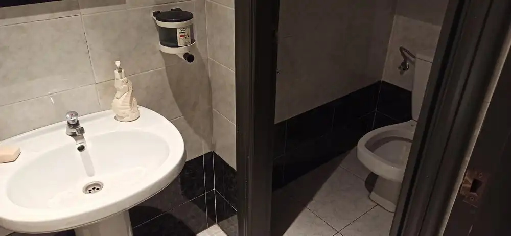 Bathroom of Commercial properties for sale in Piedrabuena  with Air Conditioner and Terrace