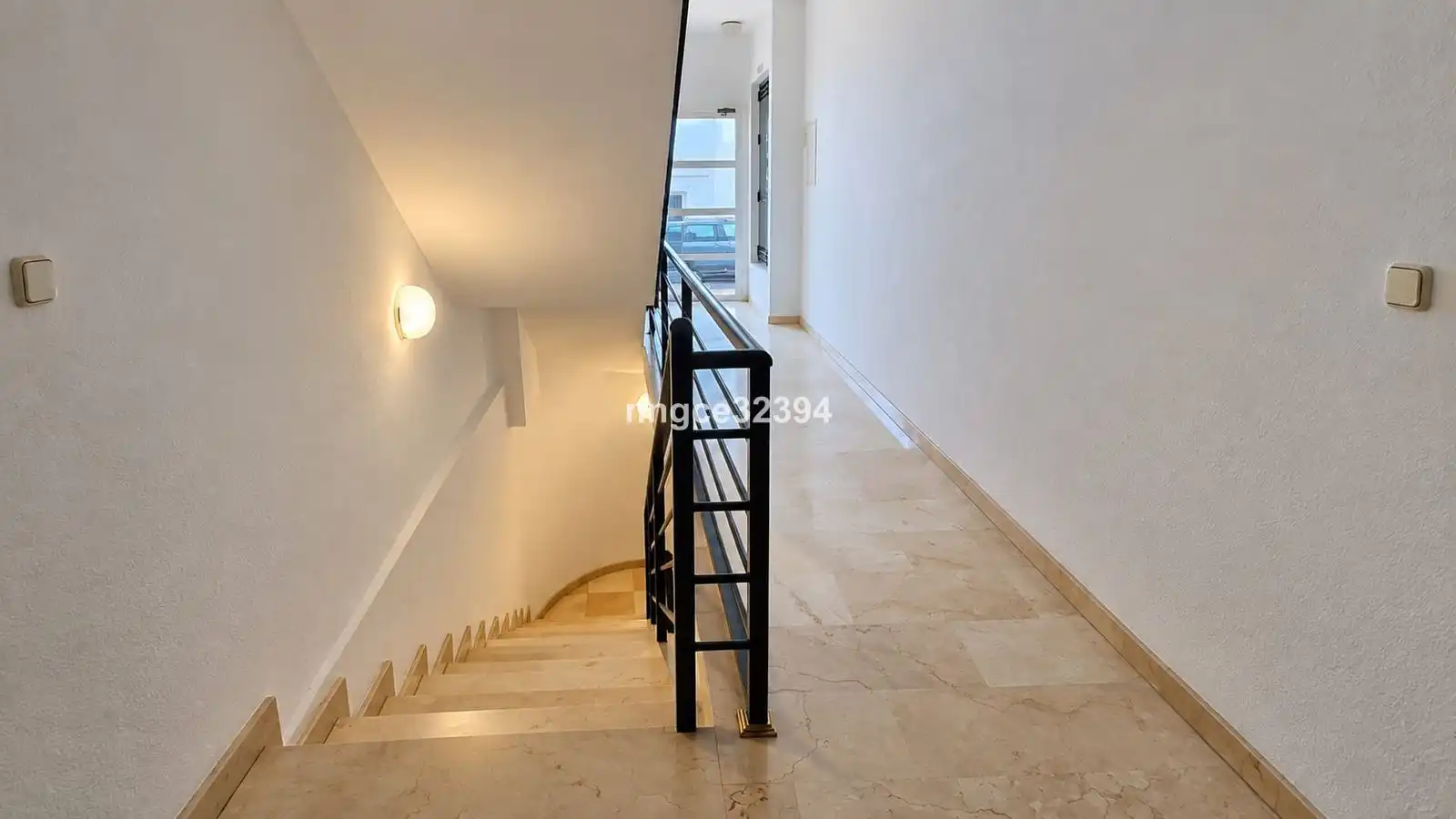 Apartament amb piscina en venda a Benahavís pueblo, imagen 20