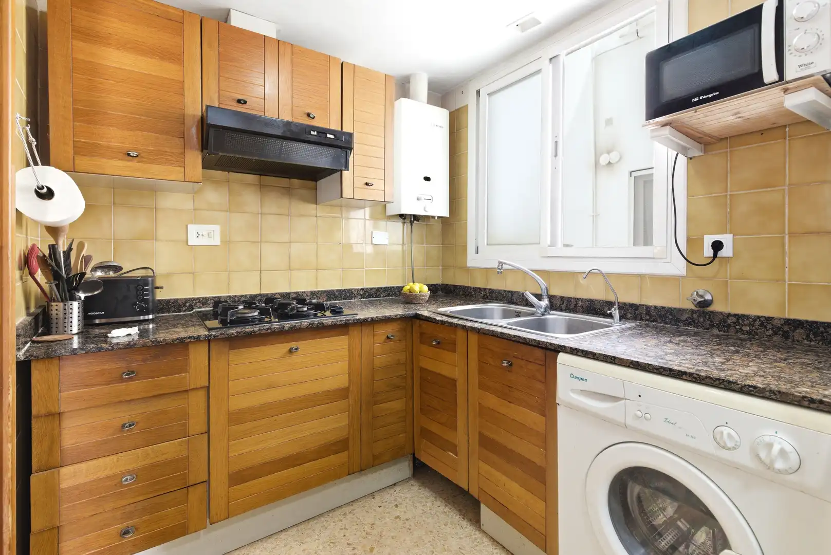 Cocina de Piso en venta en Serra con Aire acondicionado, Trastero y Horno