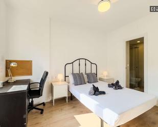 Bedroom of Flat to share in  Barcelona Capital  with Air Conditioner and Terrace