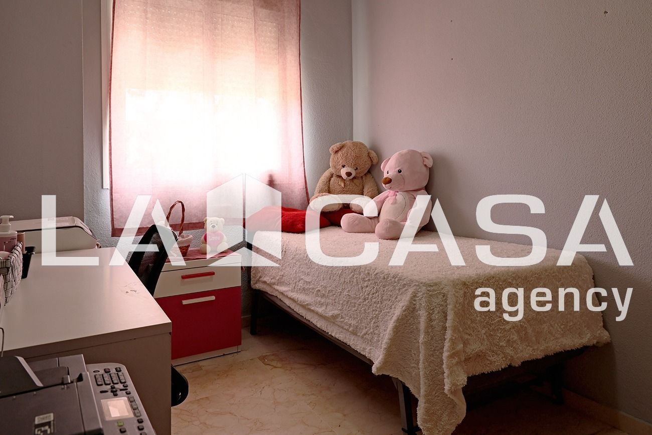 Bedroom of Flat for sale in Algeciras  with Balcony