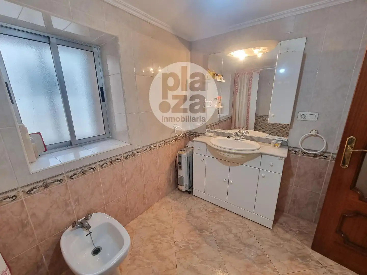 Bany de Casa o xalet en venda en Presencio amb Calefacció