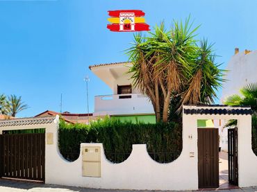 Chalet con jardín en venta en Torre de la Horadada