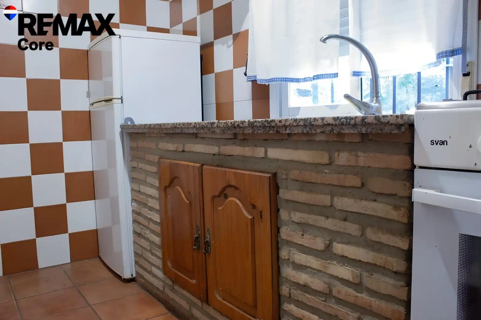 Cuina de Casa o xalet en venda en Puebla de Obando amb Aire condicionat, Calefacció i Jardí privat