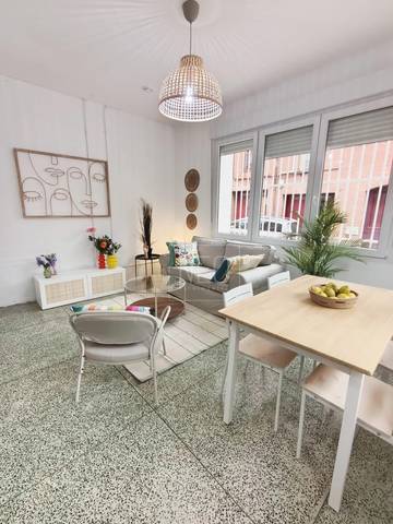 Piso en Venta en Calle ESPERANZA S CARRASCOSA en Valdeacederas