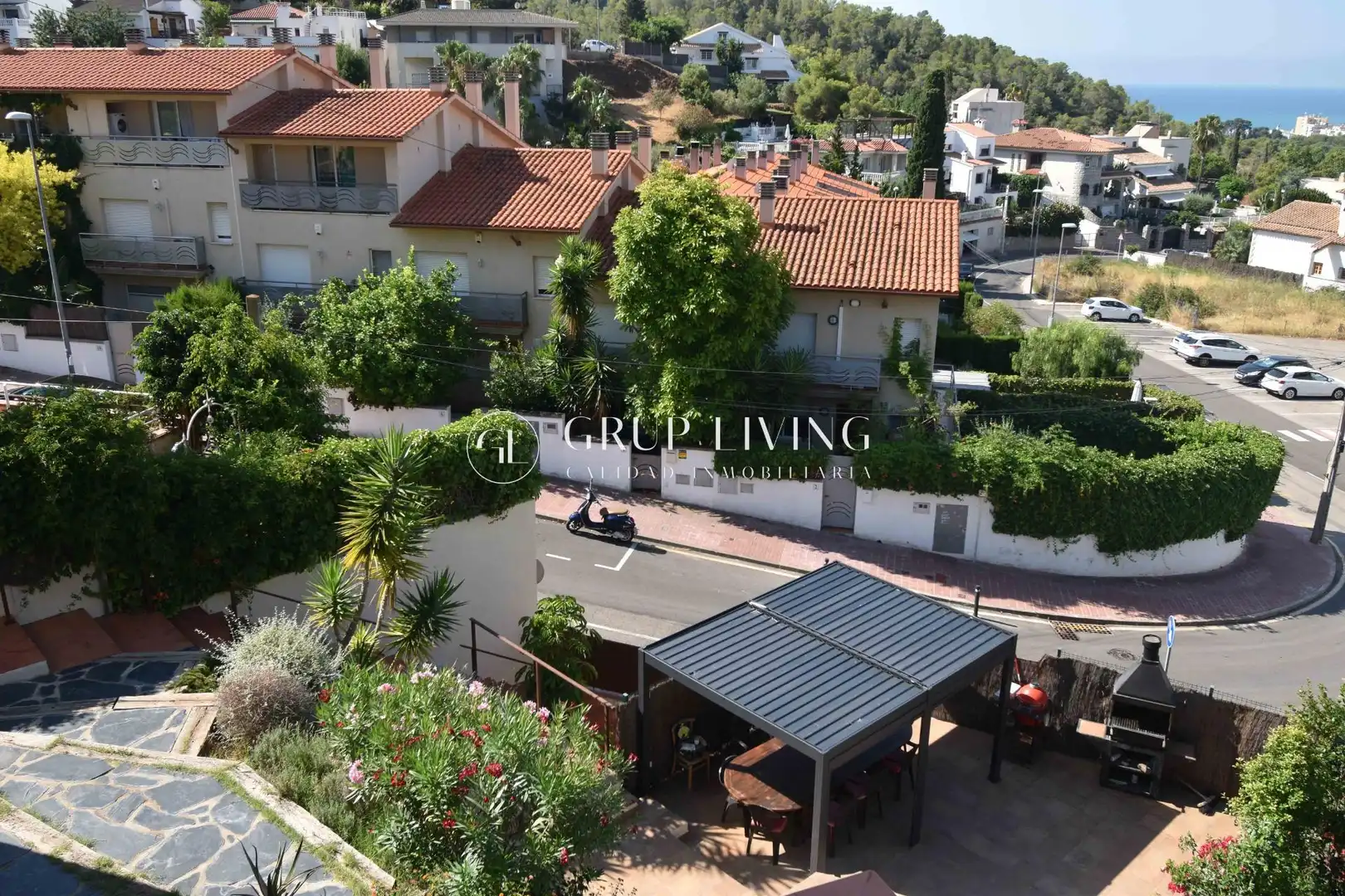 Vista exterior de Casa o xalet en venda en Sitges amb Calefacció, Jardí privat i Parquet