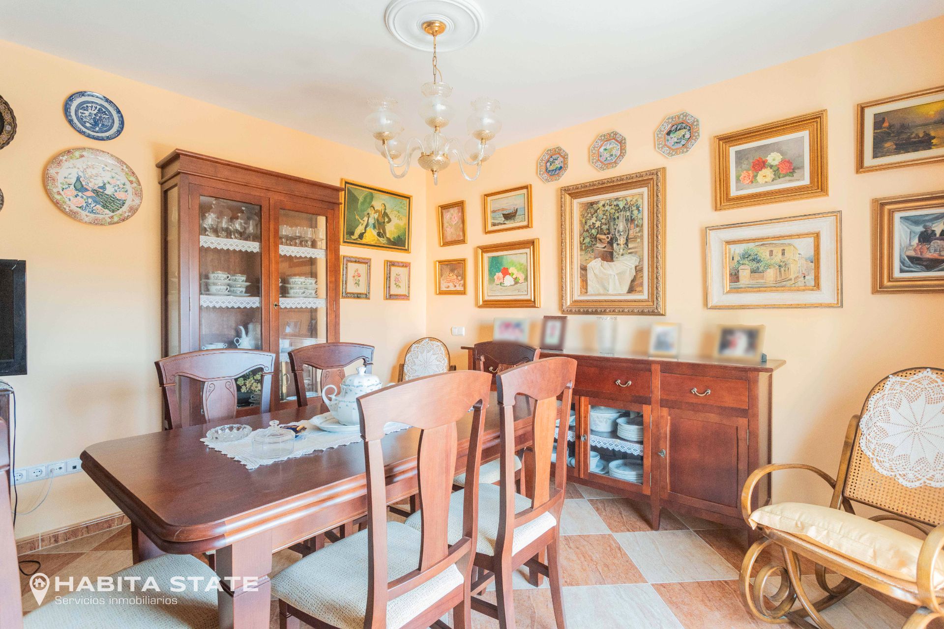 Dining room of Flat for sale in Rioja  with Air Conditioner, Heating and Oven