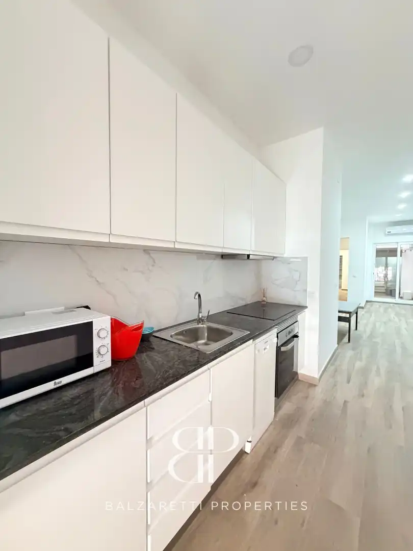 Cuina de Pis en venda en Barcelona amb Aire condicionat, Calefacció i Forn