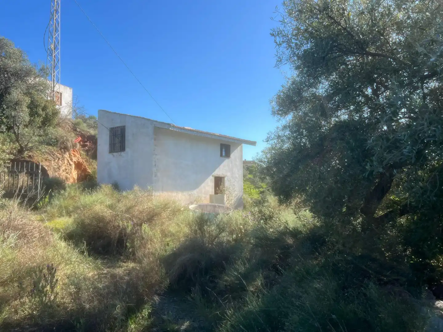 Finca rústica en venda en Almogía
