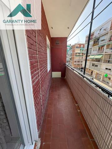 Piso en Alquiler en Valdezarza