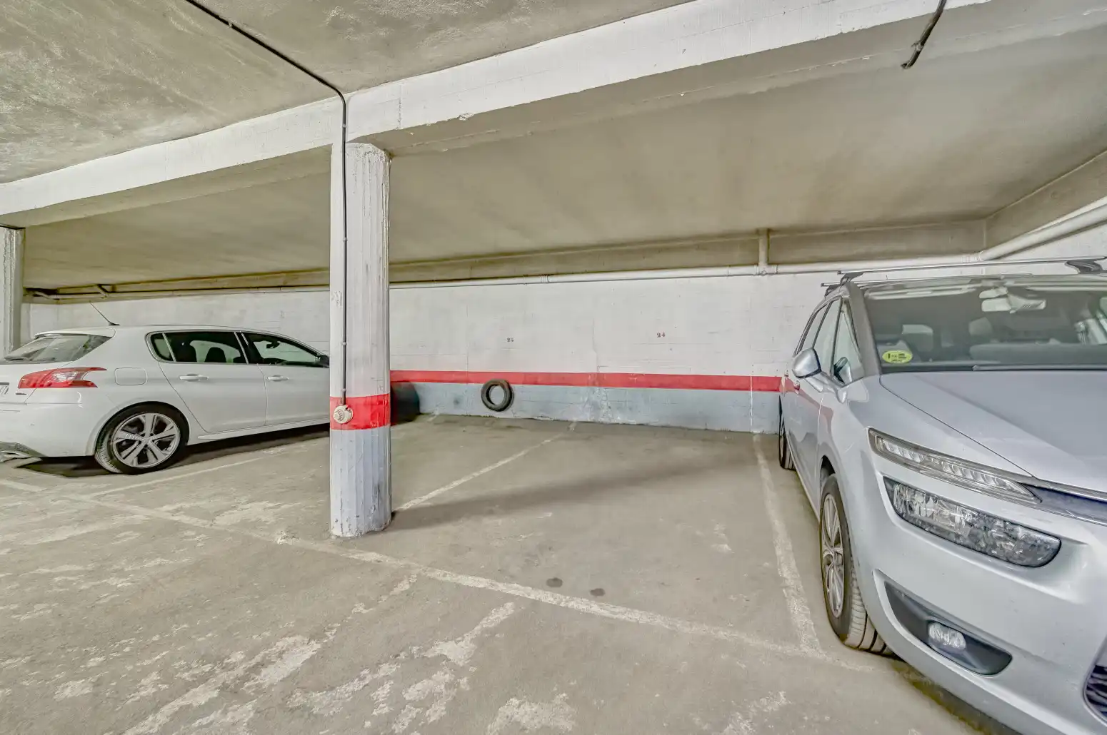 Parking of Flat for sale in  Pamplona / Iruña  with Heating and Parquet flooring