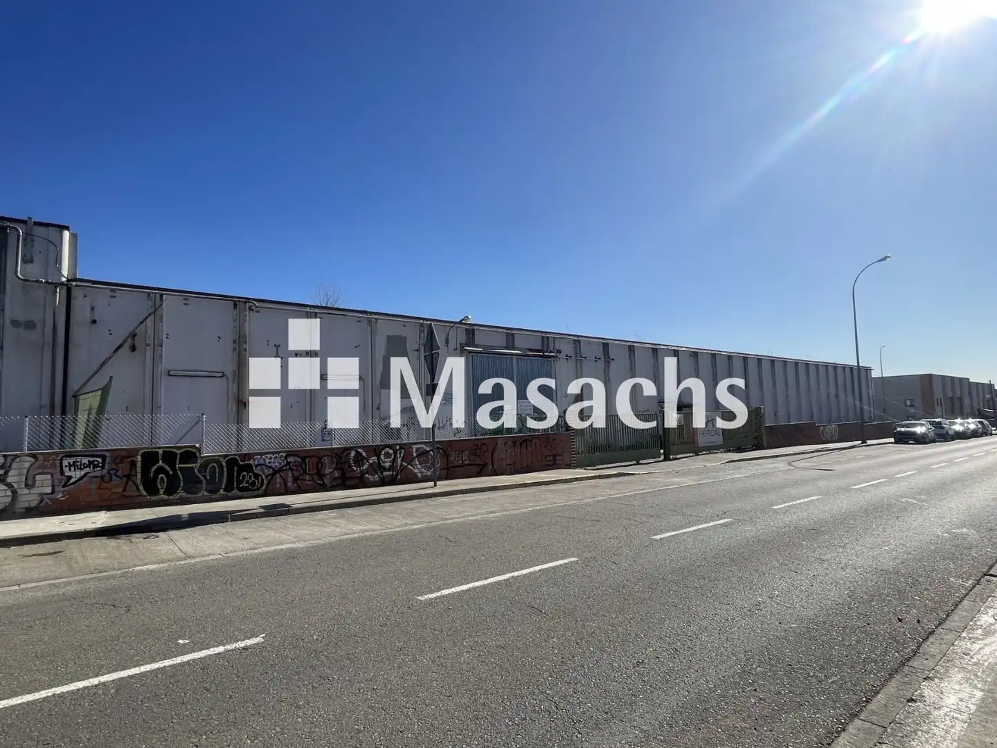 Außenansicht von Fabrikhallen zur Miete in Castellar del Vallès