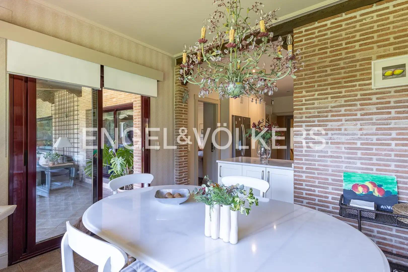 Menjador de Casa o xalet en venda en Majadahonda amb Calefacció, Jardí privat i Terrassa