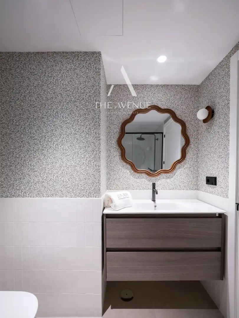Baño de Piso en venta en Madrid con Aire acondicionado, Calefacción y Amueblado