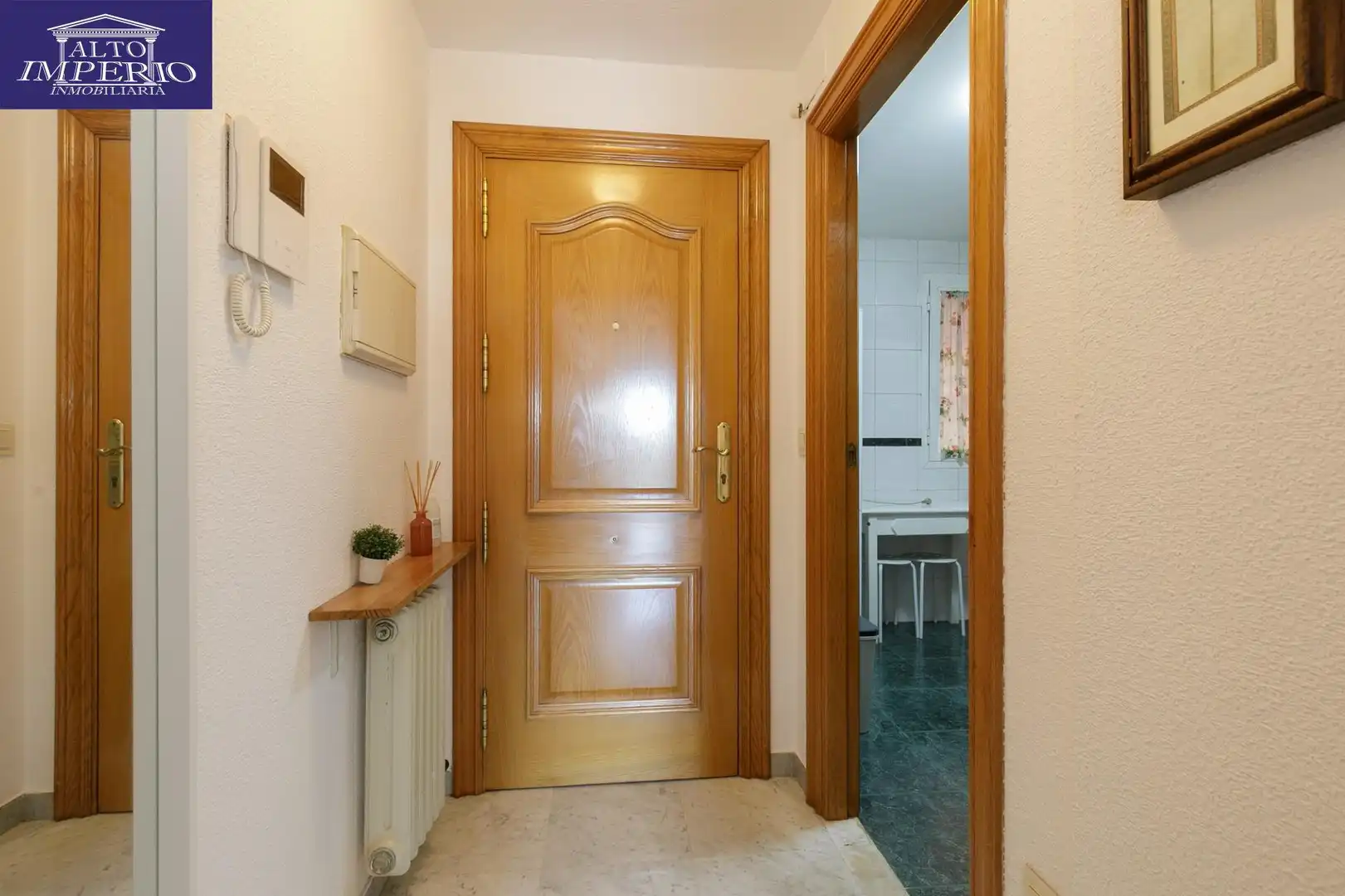 Flat with terrace for sale in Calle DOCTOR AZPITARTE 2, imagen 5