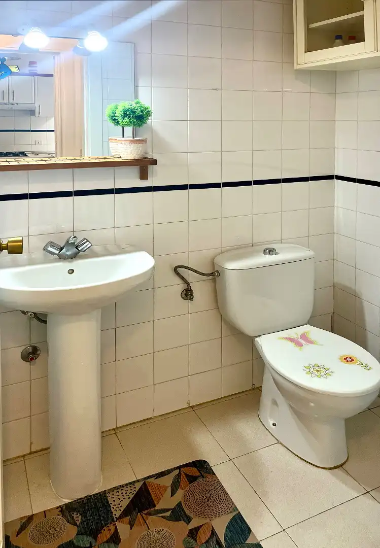 Bany de Casa adosada en venda en Granadilla de Abona amb Aire condicionat, Moblat i Piscina comunitària