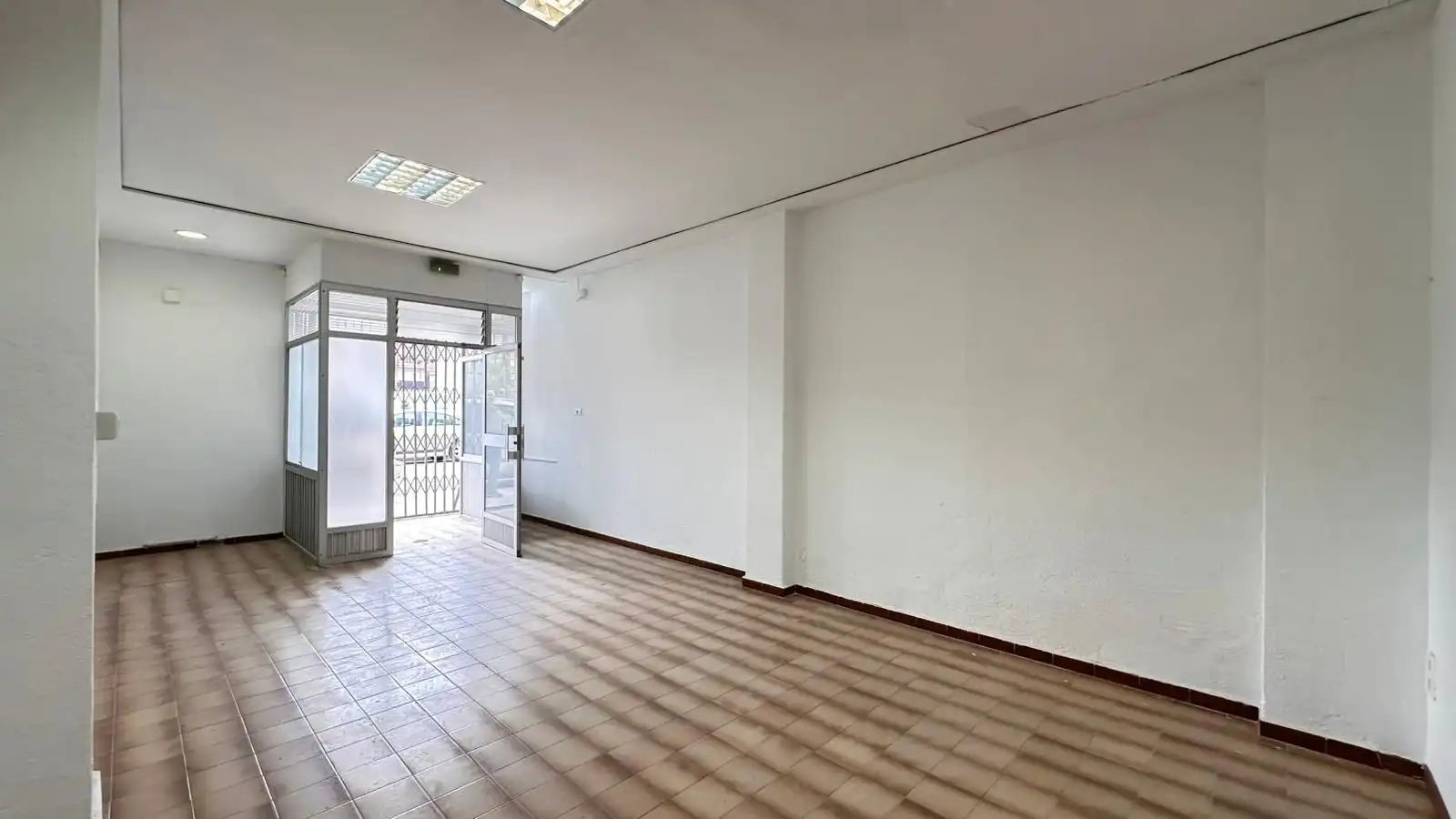 Gewerbefläche zum Verkauf in Calle del Farmacéutico Trullenque, imagen 14