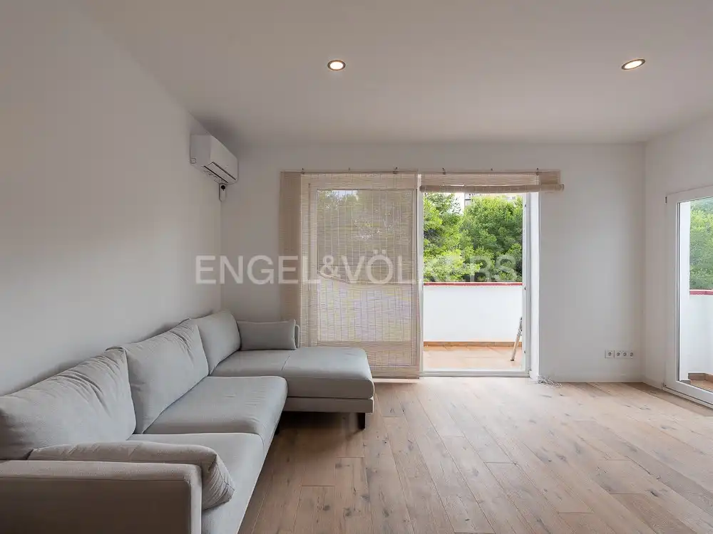 Living room of Houses for rent in Valencia  with Air Conditioner, Heating and Private garden