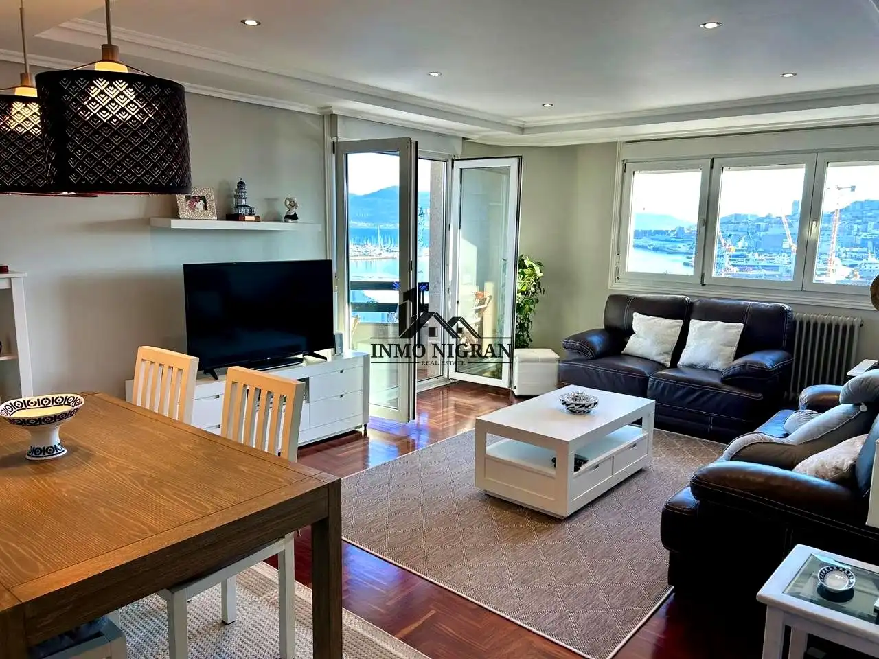 Sala de estar de Dúplex en venta en Vigo  con Calefacción y Terraza