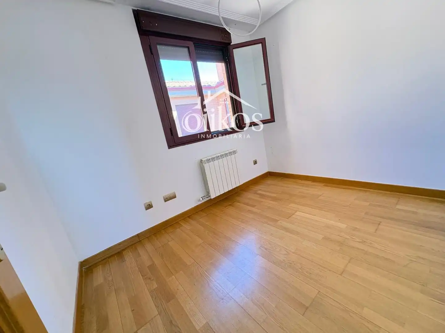 Piso en venta en Salamanca con Calefacción, Parquet y Piscina